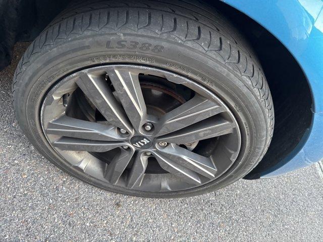 used 2015 Kia Soul car, priced at $5,995