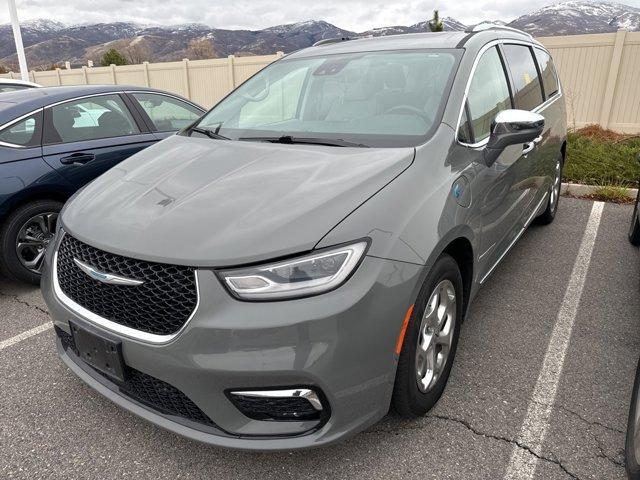 used 2021 Chrysler Pacifica Hybrid car, priced at $32,047