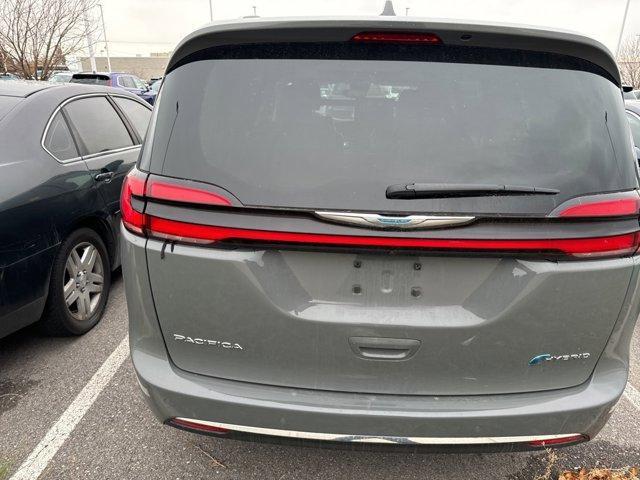 used 2021 Chrysler Pacifica Hybrid car, priced at $32,047