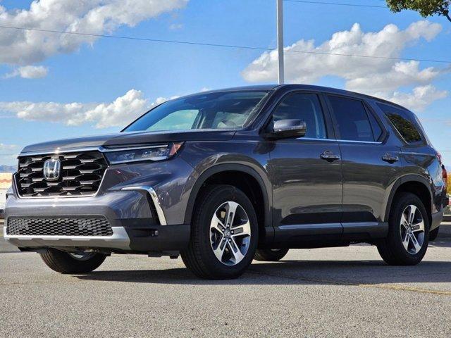 new 2025 Honda Pilot car, priced at $45,467