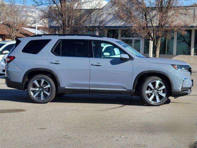 new 2025 Honda Pilot car, priced at $50,682