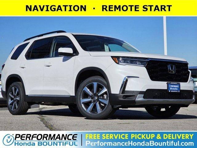 new 2025 Honda Pilot car, priced at $49,250