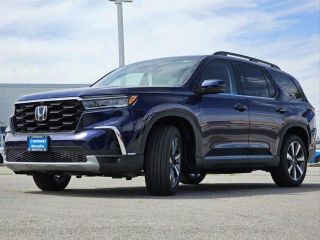 new 2025 Honda Pilot car, priced at $54,050