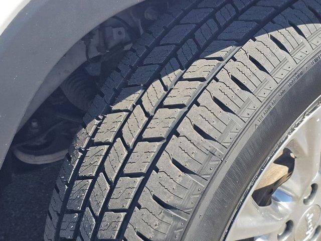 used 2021 Jeep Cherokee car, priced at $15,285