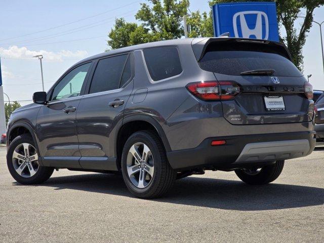 new 2025 Honda Pilot car, priced at $45,397