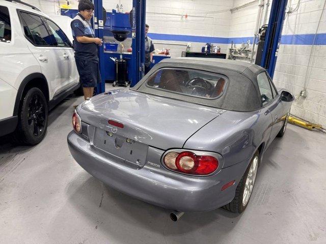 used 2002 Mazda MX-5 Miata car, priced at $10,455