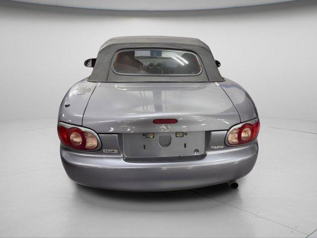 used 2002 Mazda MX-5 Miata car, priced at $10,455