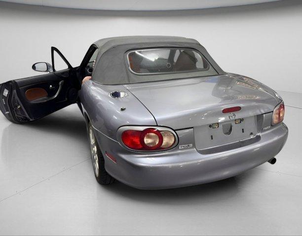 used 2002 Mazda MX-5 Miata car, priced at $10,455