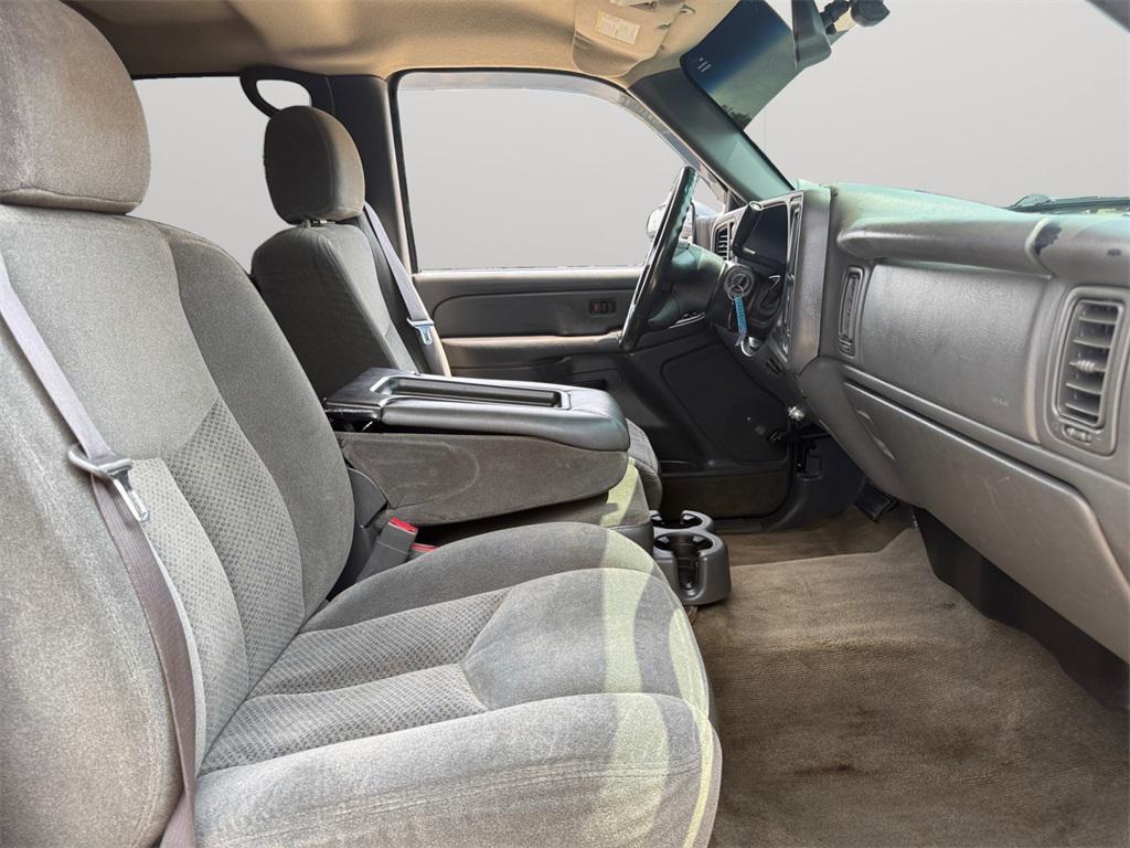 used 2004 Chevrolet Silverado 2500 car, priced at $15,988