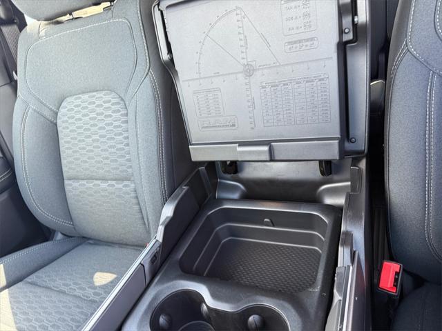 new 2025 Ram 1500 car, priced at $47,432