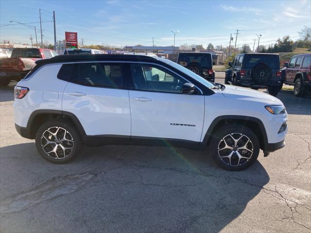 new 2025 Jeep Compass car, priced at $32,995