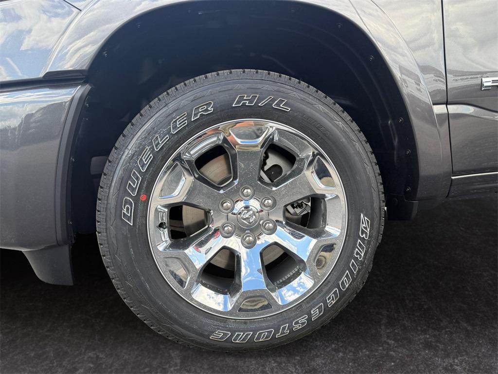 new 2025 Ram 1500 car, priced at $43,383