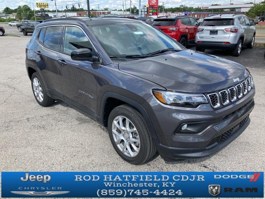 new 2024 Jeep Compass car, priced at $30,654