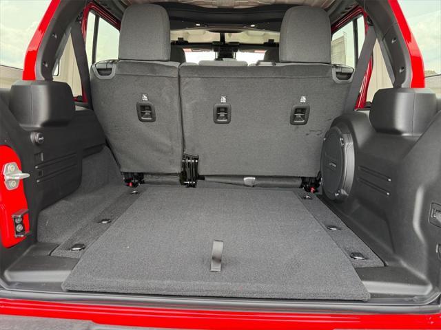 new 2025 Jeep Wrangler car, priced at $46,890