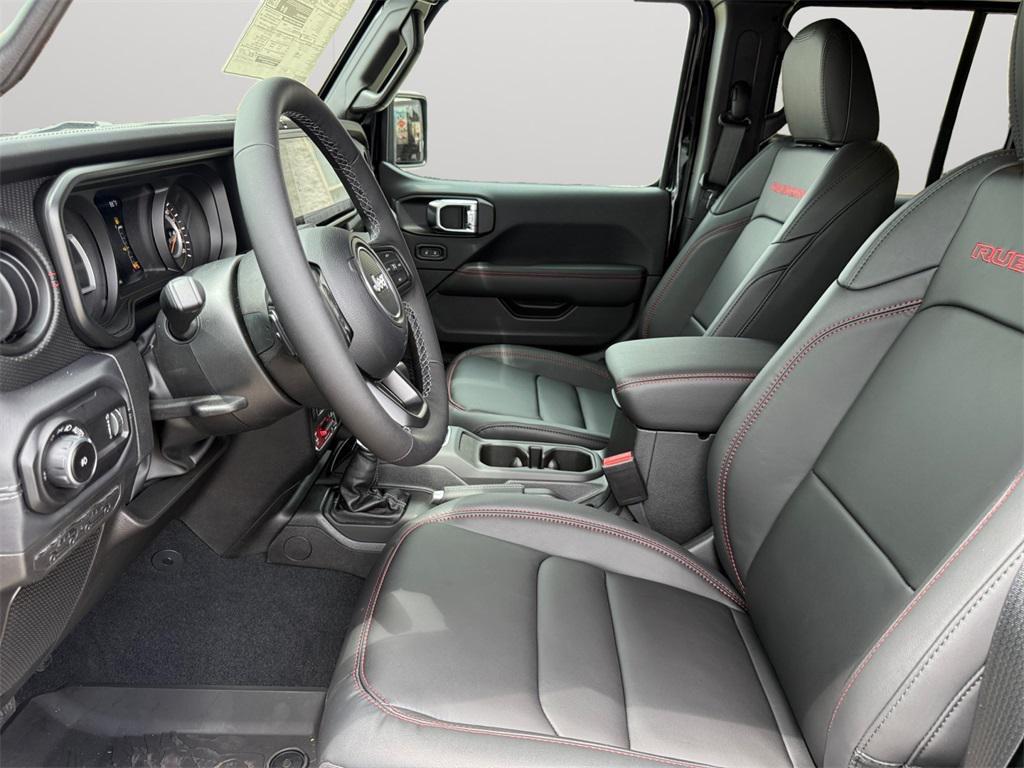 new 2025 Jeep Wrangler car, priced at $61,128