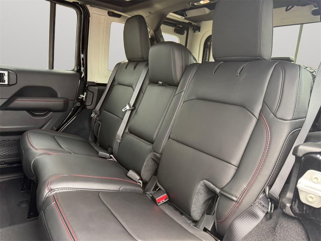 new 2025 Jeep Wrangler car, priced at $61,128