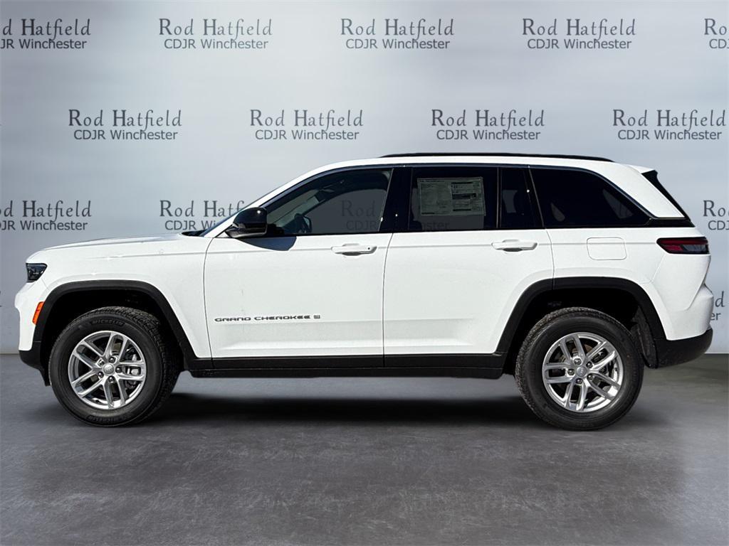 new 2025 Jeep Grand Cherokee car, priced at $35,732