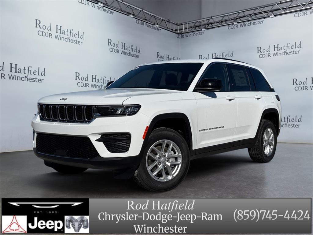 new 2025 Jeep Grand Cherokee car, priced at $35,732