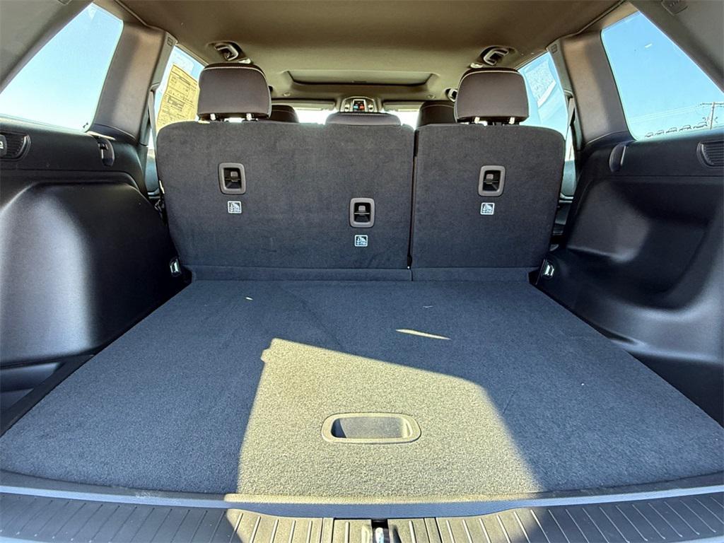 new 2025 Jeep Grand Cherokee car, priced at $35,732