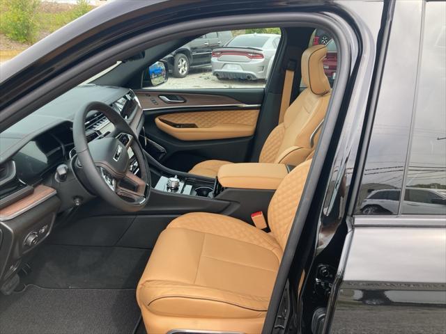 new 2024 Jeep Grand Cherokee L car, priced at $64,713