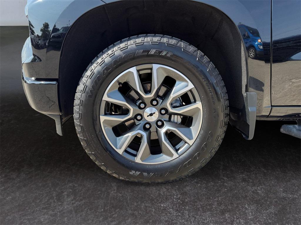 used 2023 Chevrolet Silverado 1500 car, priced at $41,988