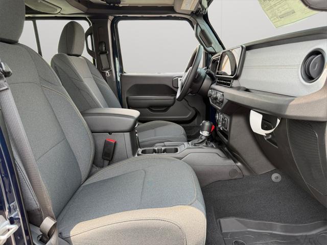new 2025 Jeep Gladiator car, priced at $39,395