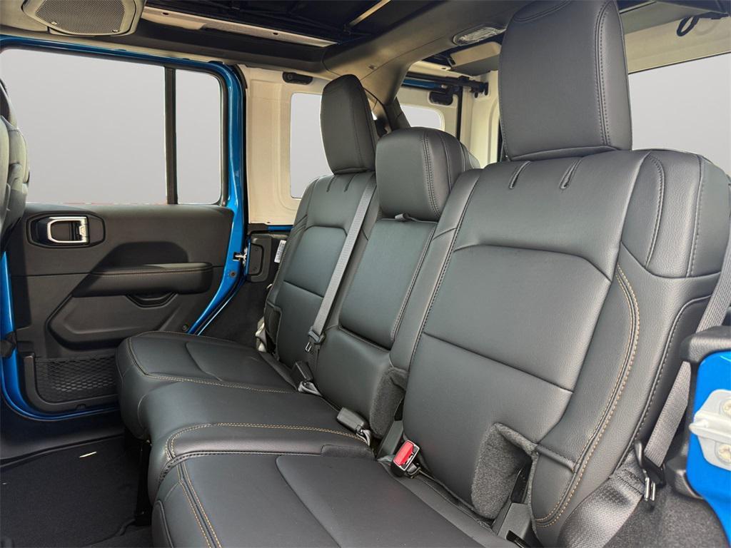 new 2025 Jeep Wrangler car, priced at $51,362