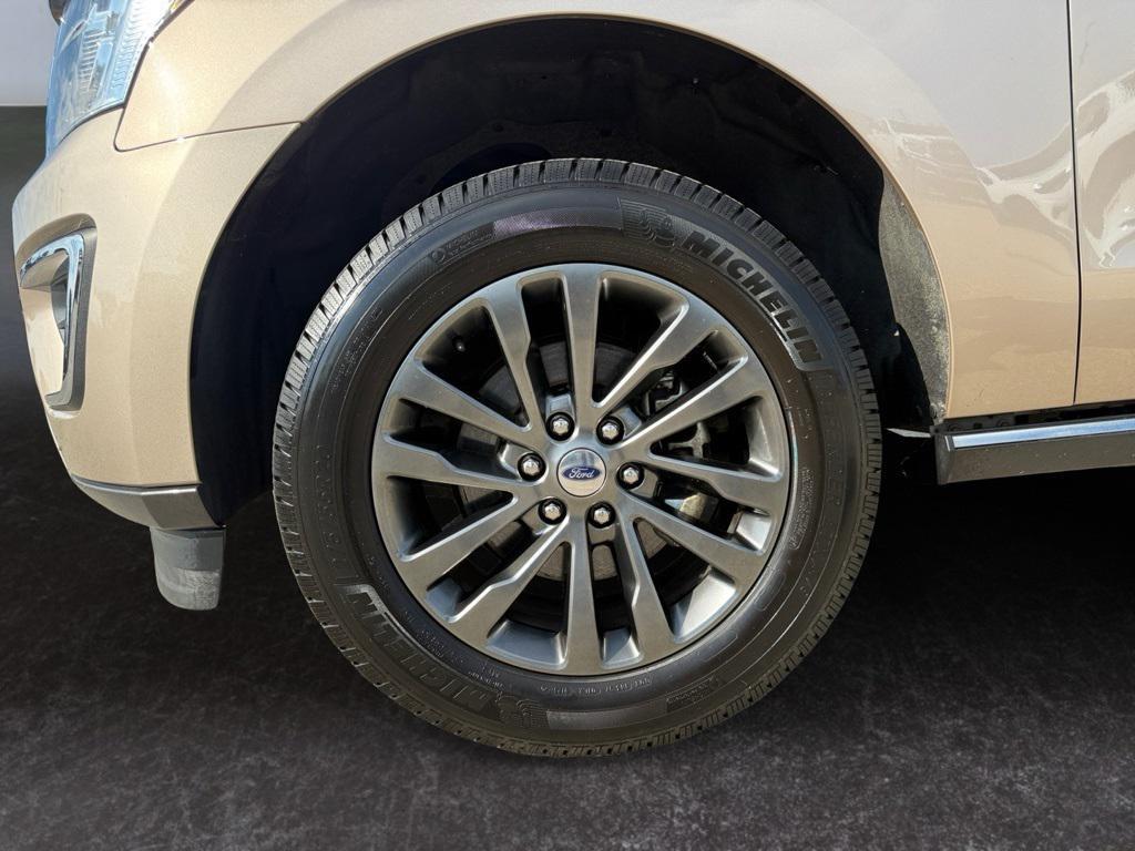 used 2020 Ford Expedition Max car, priced at $30,988