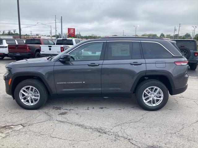 new 2025 Jeep Grand Cherokee car, priced at $38,254