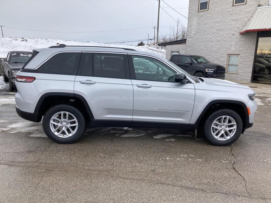 new 2024 Jeep Grand Cherokee car, priced at $35,536