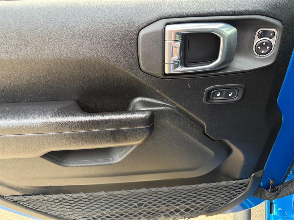 used 2021 Jeep Gladiator car, priced at $38,988