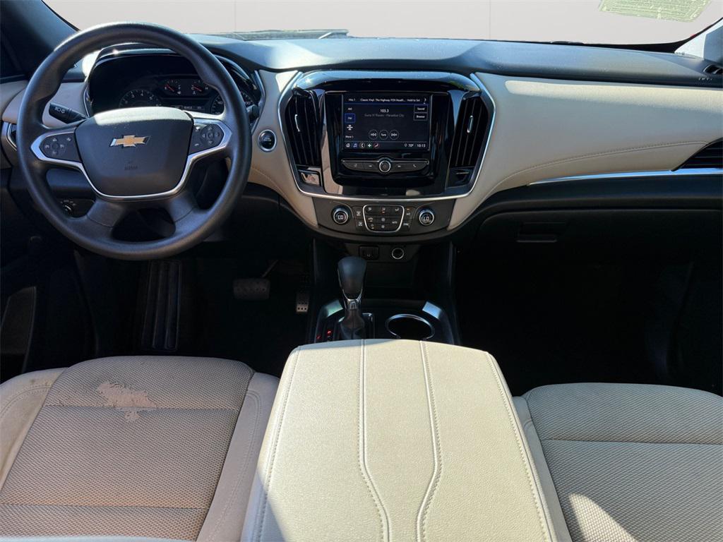 used 2022 Chevrolet Traverse car, priced at $25,488