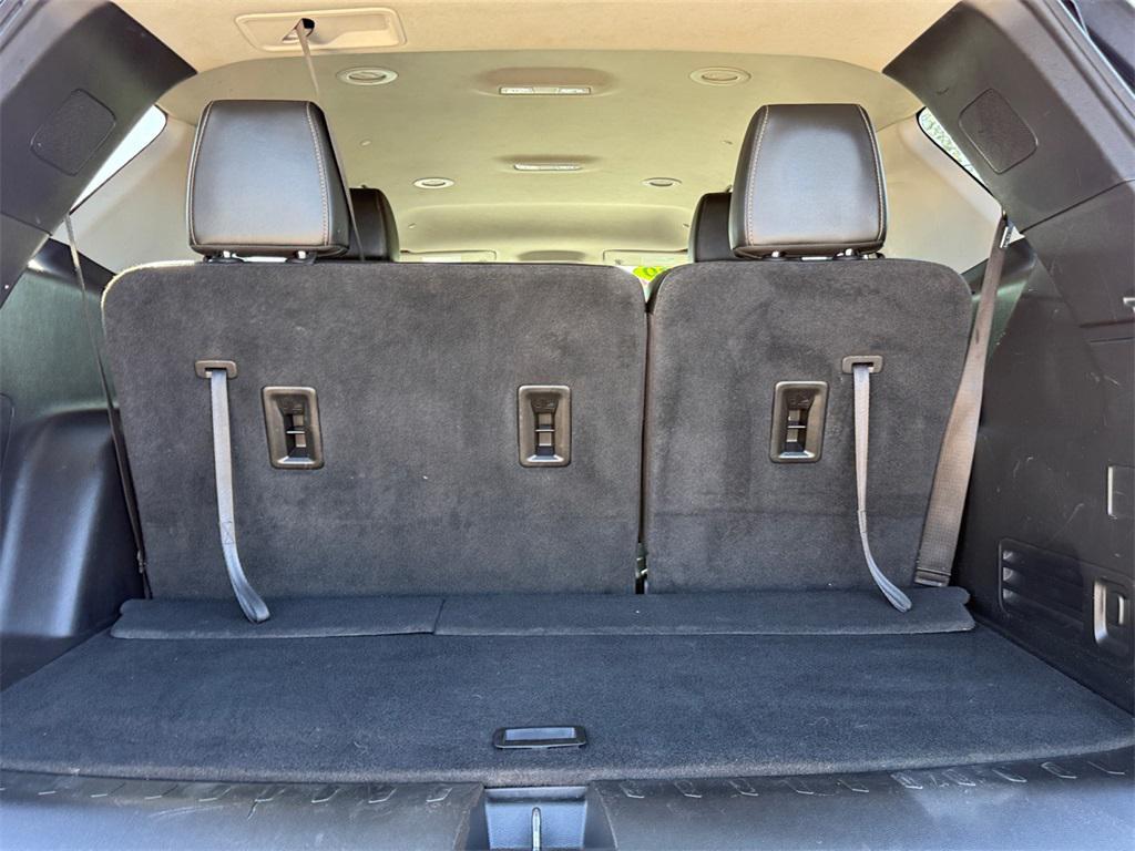 used 2020 Chevrolet Traverse car, priced at $27,988