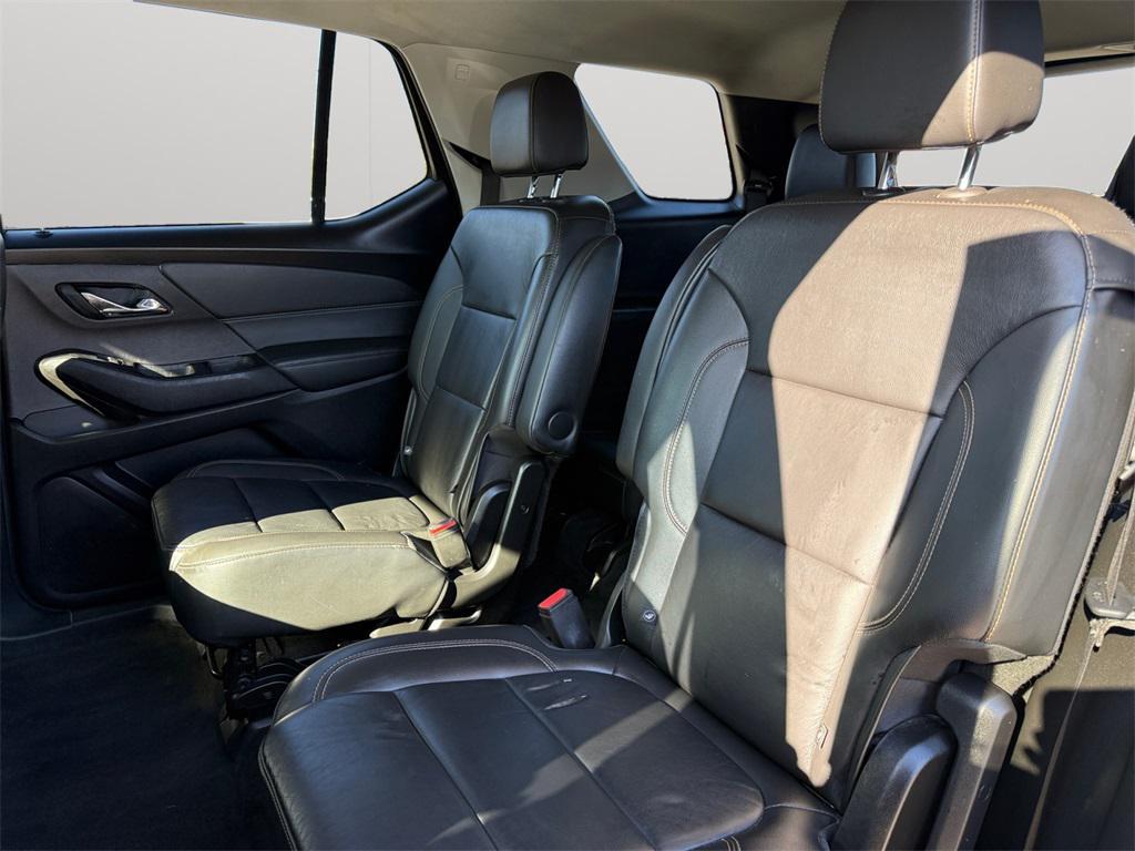 used 2020 Chevrolet Traverse car, priced at $27,988