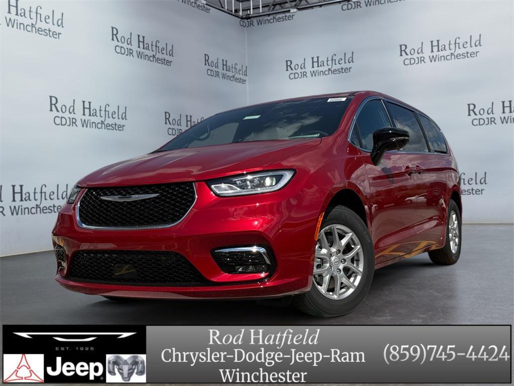 new 2026 Chrysler Pacifica car, priced at $44,186
