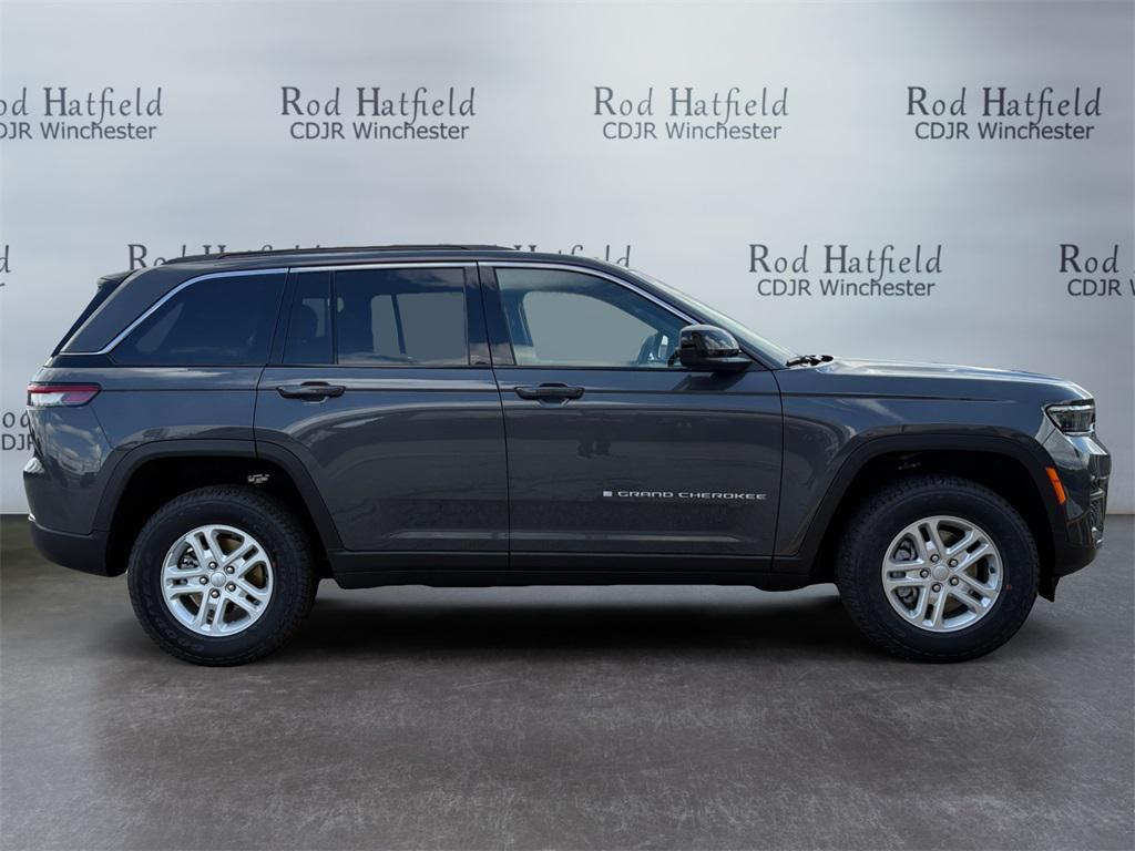 new 2025 Jeep Grand Cherokee car, priced at $38,710