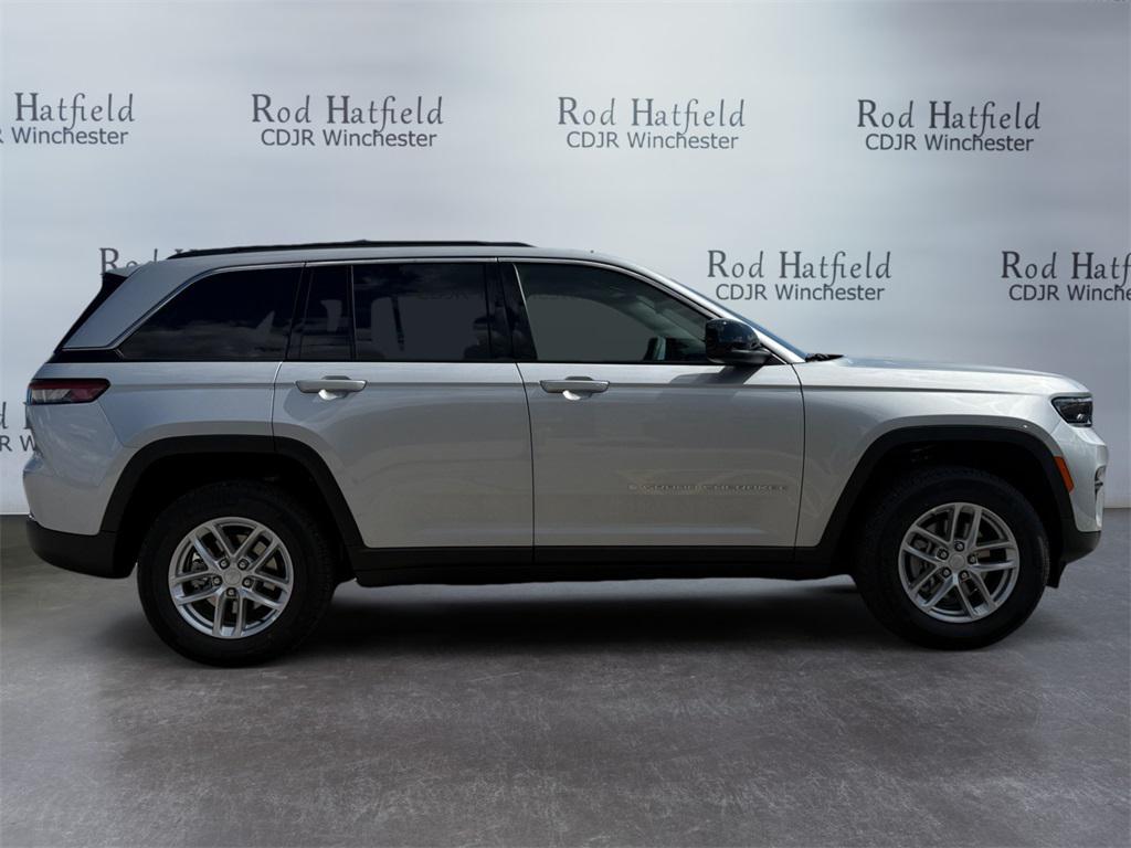 new 2025 Jeep Grand Cherokee car, priced at $38,390