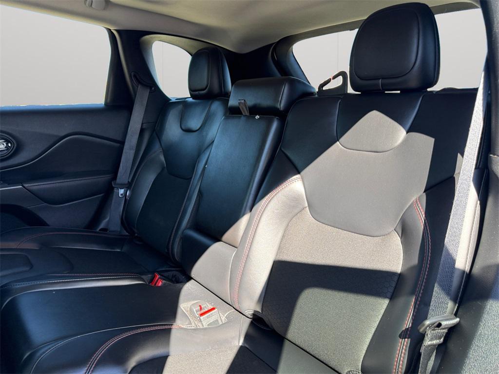 used 2020 Jeep Cherokee car, priced at $19,988