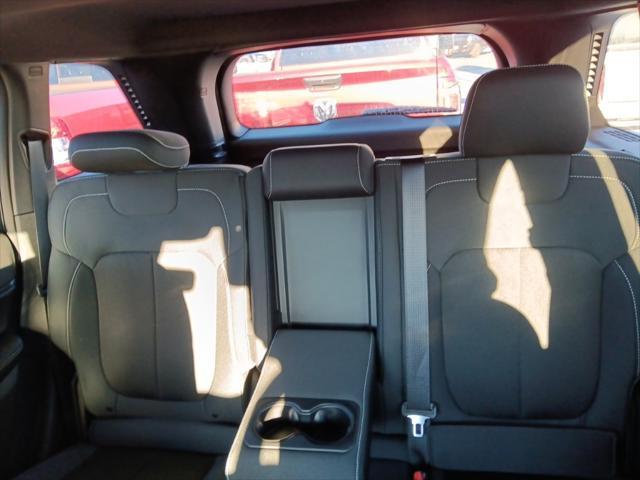 new 2025 Jeep Grand Cherokee car, priced at $39,866