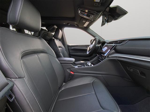 new 2025 Jeep Grand Cherokee L car, priced at $47,158