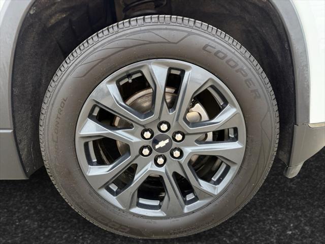 used 2020 Chevrolet Traverse car, priced at $24,988