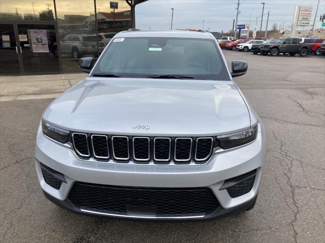 new 2025 Jeep Grand Cherokee car, priced at $36,454