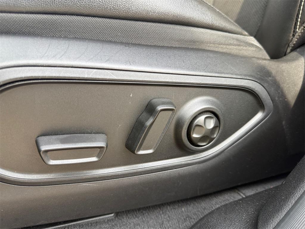 used 2023 Jeep Grand Cherokee car, priced at $26,688