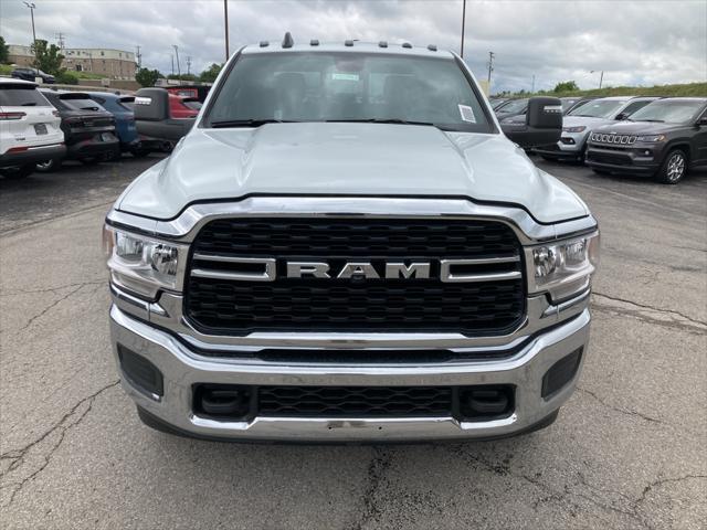 new 2024 Ram 3500 car, priced at $59,995