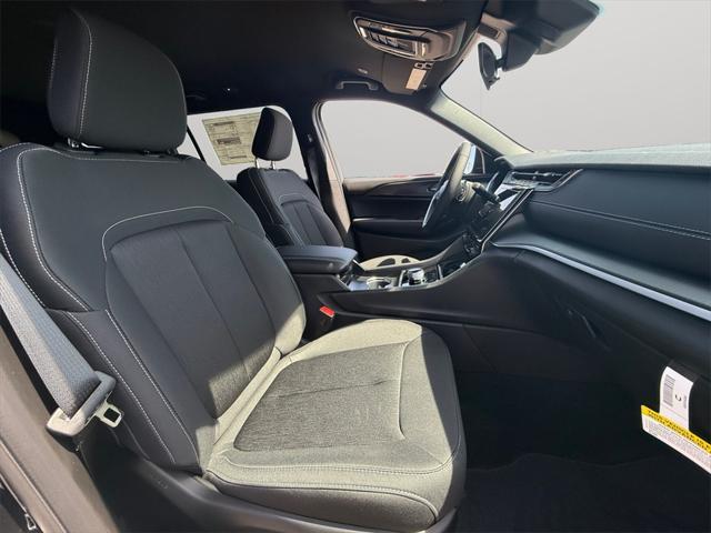 new 2025 Jeep Grand Cherokee L car, priced at $39,515