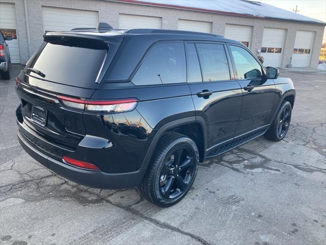 new 2025 Jeep Grand Cherokee car, priced at $50,450