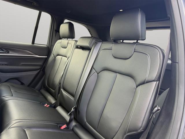 new 2025 Jeep Grand Cherokee car, priced at $45,510