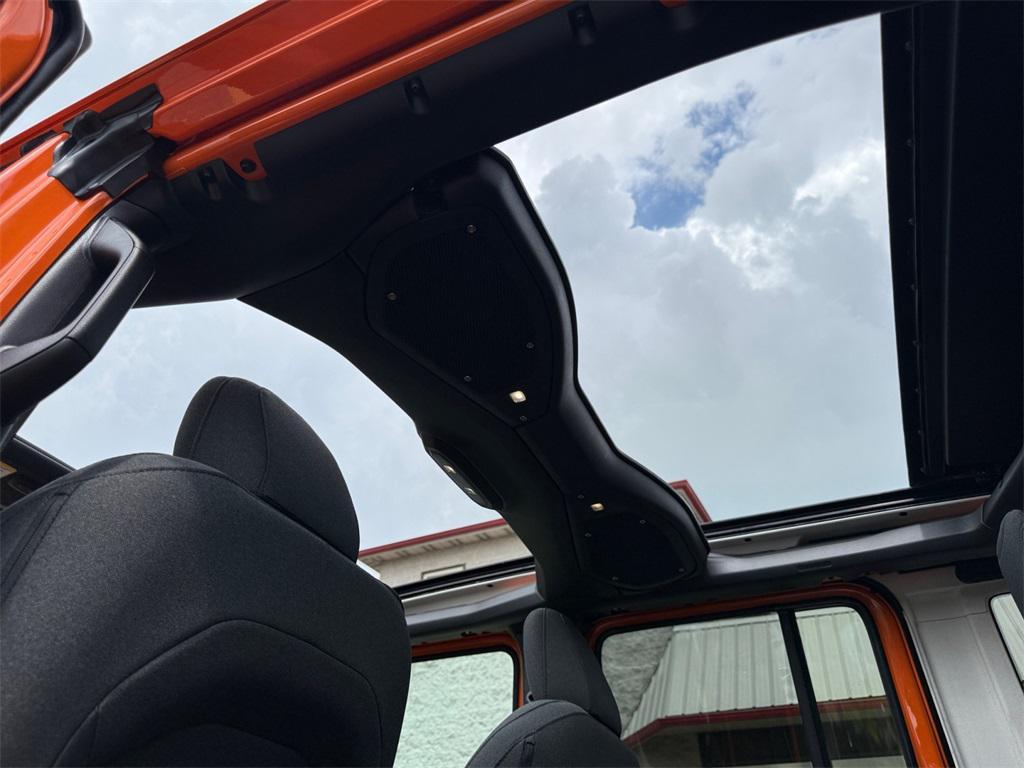 new 2025 Jeep Wrangler car, priced at $50,095
