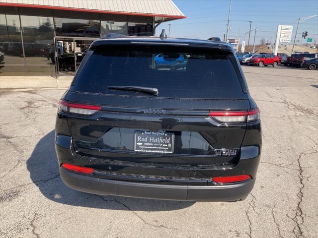 new 2024 Jeep Grand Cherokee car, priced at $39,914