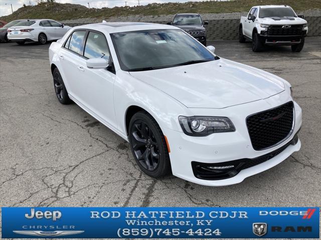 new 2023 Chrysler 300 car, priced at $39,995